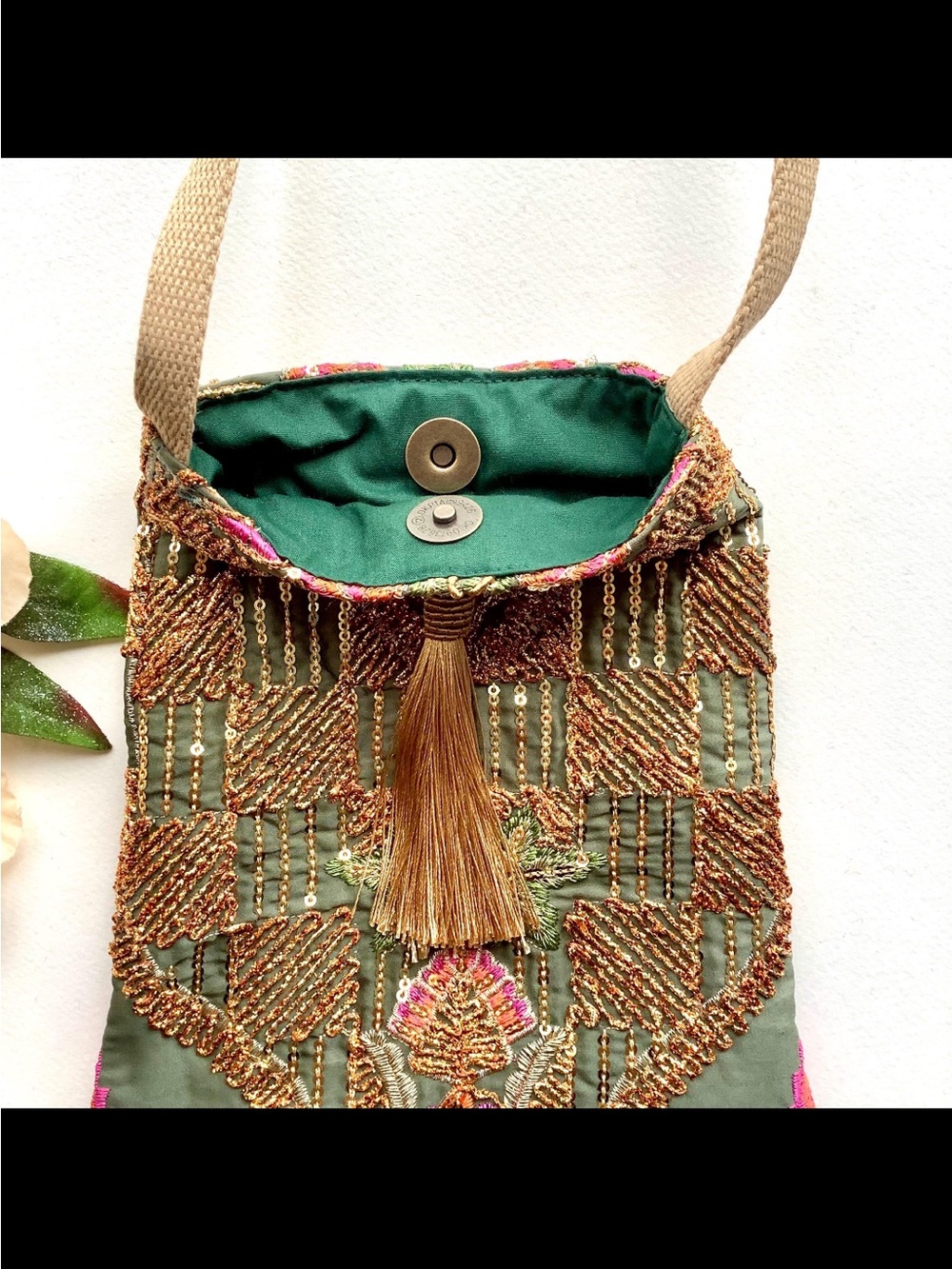 Embroidered Green Tassel Crossbody Purse
